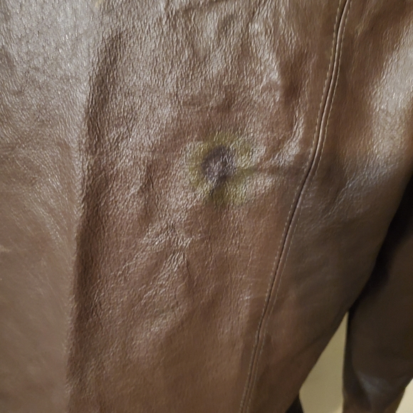 100% Leather Maroon Jacket - Picture 4 of 6